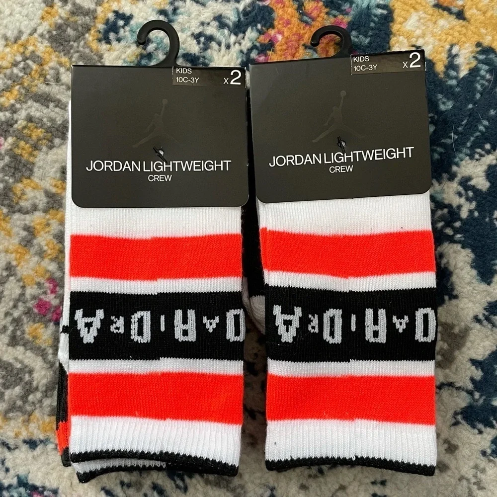 New Youth Jordan lightweight crew socks size 10C-3Y 2 packs of 2 (4 pairs)